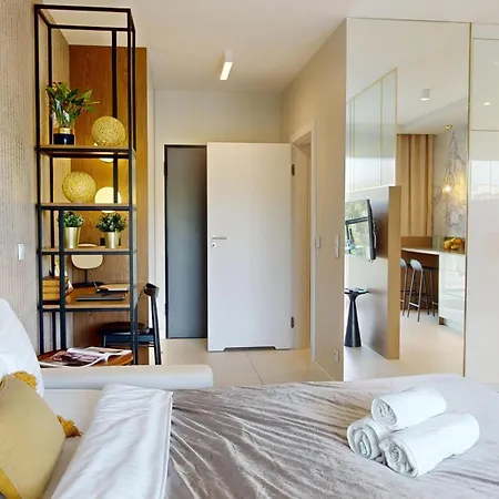 Bulwary Ksiazece - Ksiecia Witolda - River View By Wroapart-pl * Vratislav