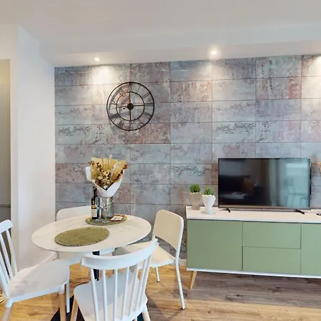 Bulwary Ksiazece - Ksiecia Witolda - River View By Wroapart-pl * Vratislav