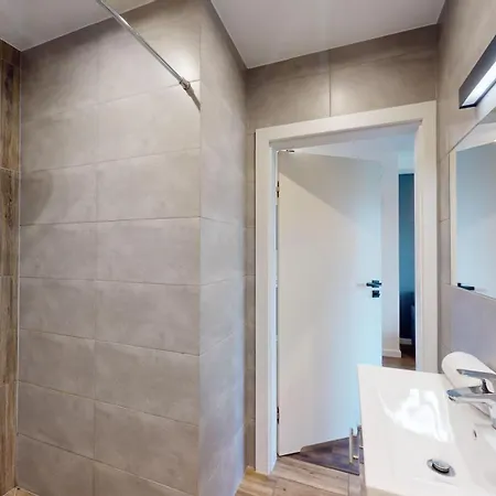 Apartmán Bulwary Ksiazece - Ksiecia Witolda - River View By Wroapart-pl Vratislav