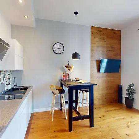 Bulwary Ksiazece - Ksiecia Witolda - River View By Wroapart-pl Vratislav