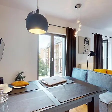 Apartmán Bulwary Ksiazece - Ksiecia Witolda - River View By Wroapart-pl *