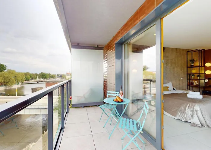 Bulwary Ksiazece - Ksiecia Witolda - River View By Wroapart-pl * 弗罗茨瓦夫